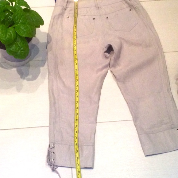 Jane & John Linen Capris - Picture 5 of 9